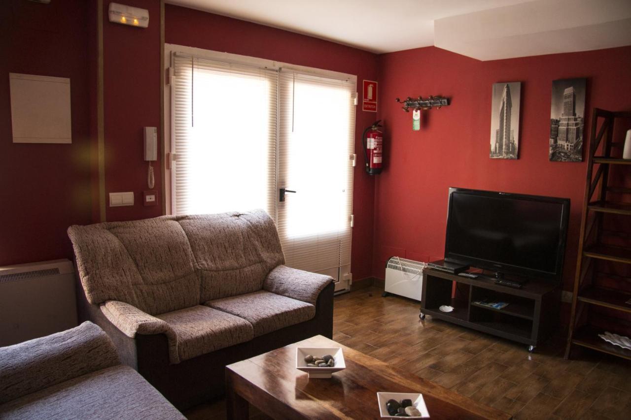 Apartahotel Rural Collarubio Luxury Кольядо-Медиано Экстерьер фото